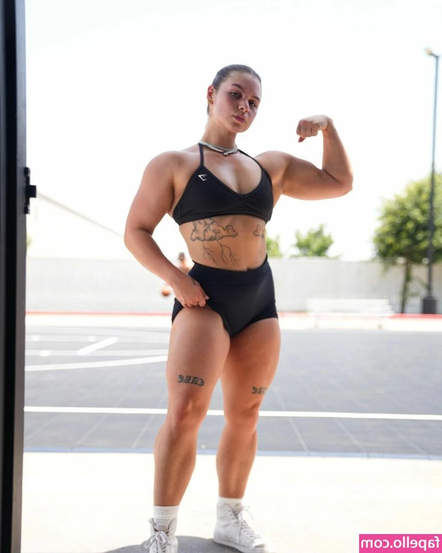 Allysinthegym - Caption this......