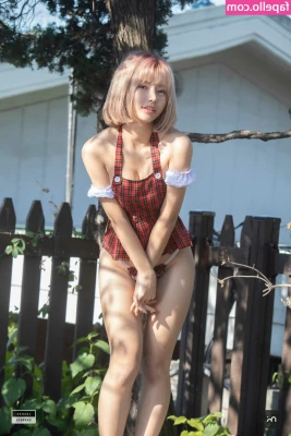 U.Hwa [ u-hwa ] - Happy fryday