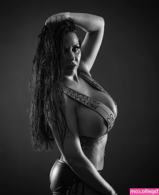Roxxy Clark Studio 66 [ roxxy-clark-studio-66 ] - I need some new video and photo ideas. I’m sure some of you guys