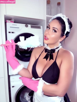 Roxxy Clark Studio 66 [ roxxy-clark-studio-66 ] - My hair is natural so you can pull it to keep my slutty face up 😉