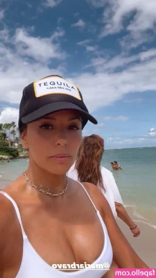 Eva Longoria [ eva-longoria ] - So excited to get these legs finished   What tattoo should I work on
