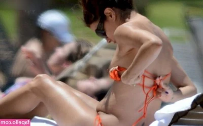 Eva Longoria [ eva-longoria ] - swipe for tit reveal 😉