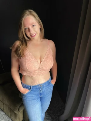 FoxxtheMisses - Autumn is the time for favorite movie series at home with delicious