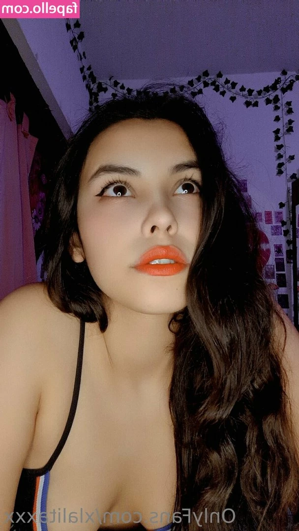 xlalitaxxx - Watch tv with me? Or would you be too distracted?!