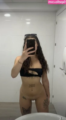 Zoehenrixx - Mondays are always more fun when you get an orgasm or two😈 and I