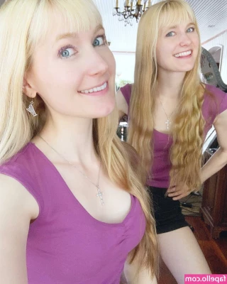 Camille And Kennerly [ camille-and-kennerly ] - Tips for more Twerking and booty in this outfit 😍