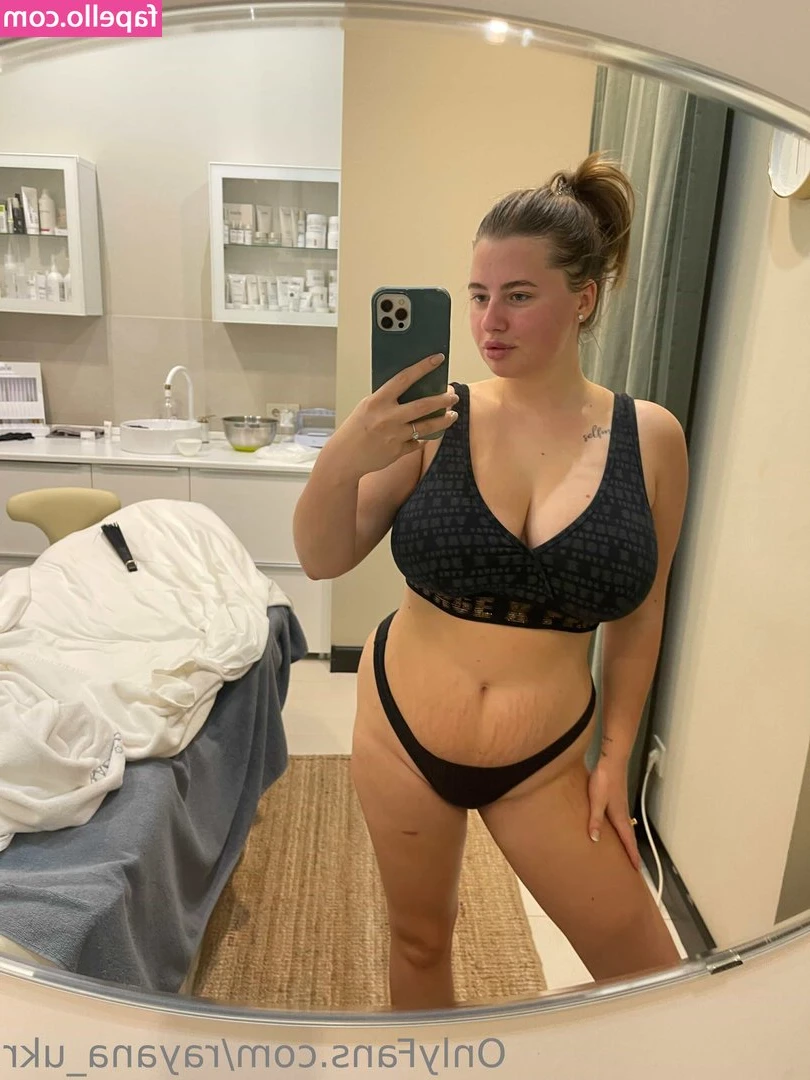 Rayana - Anyone miss me    i will come back soon    if anyone want to buy me