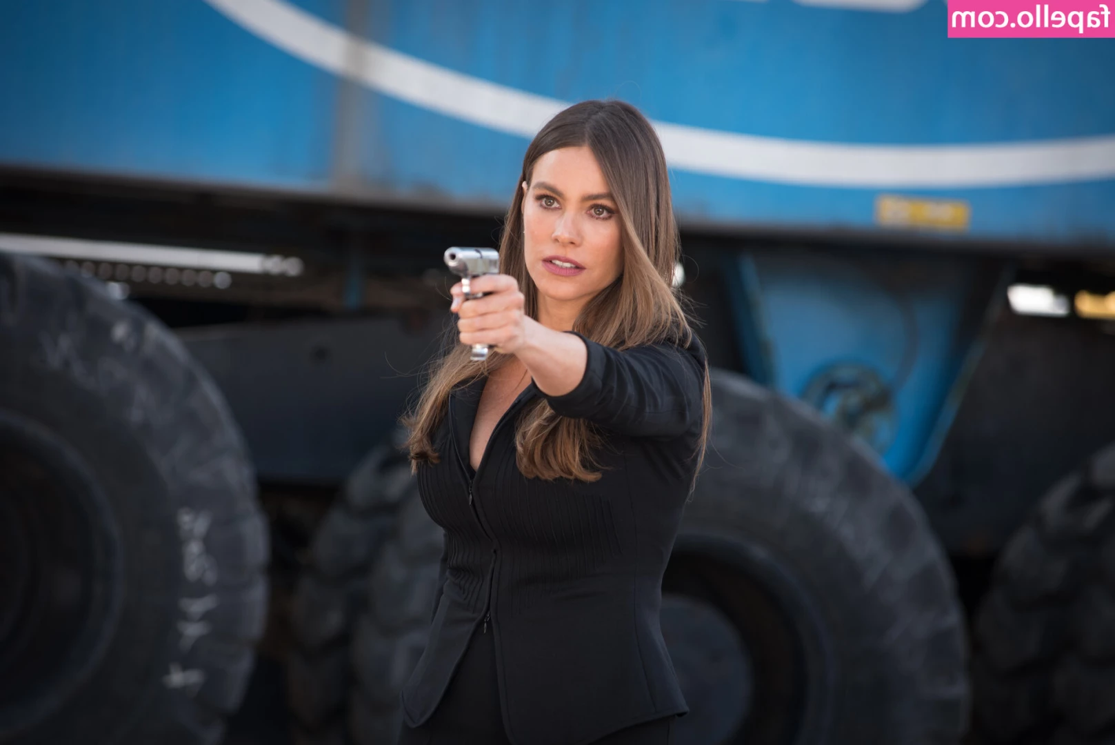 Sofia Vergara [ sofia-vergara ] - On your knees and ready for this thick load?  Let's chat and tell me
