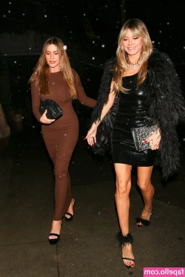 Sofia Vergara [ sofia-vergara ] - Should I just pull the string