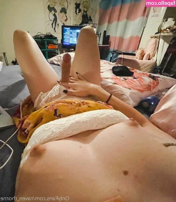 raven_thorne [ raven-thorne ] - Want to watch me strip? drop me a message 😘😘