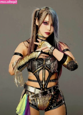 Kairi Sane [ kairi-sane ] - I hate wearing clothes. Who wants to buy these panties off me?