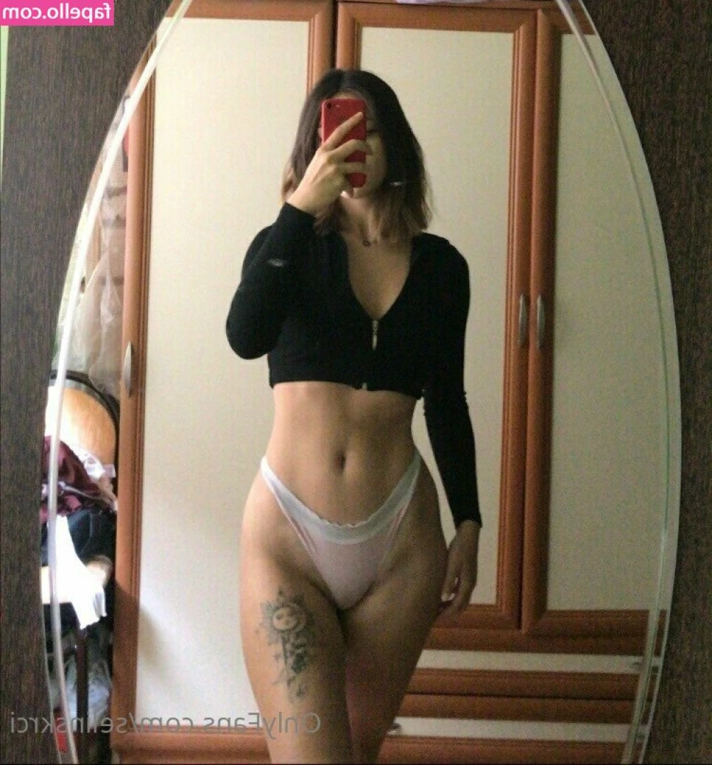 Selin - titties for days  who doesn t love a matching set