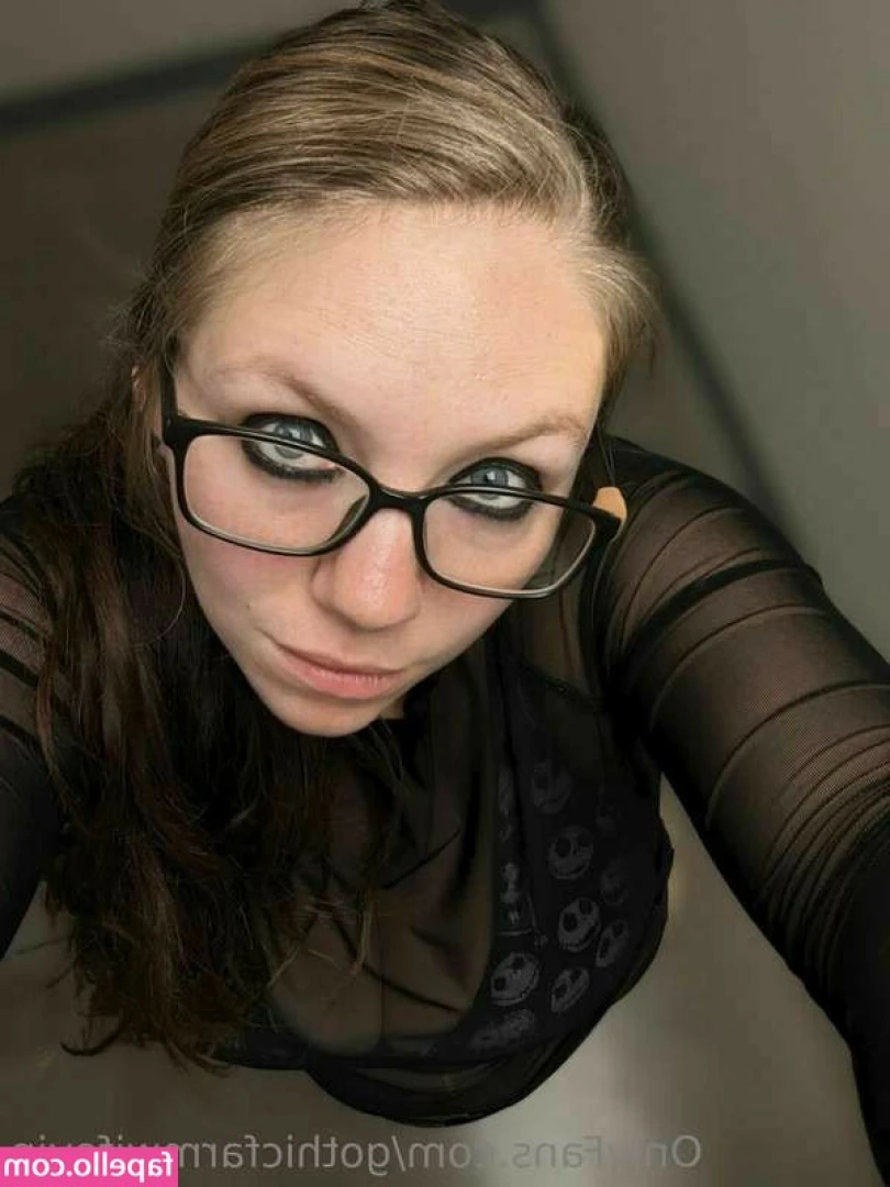 gothicfarmwife - Christmas Sex