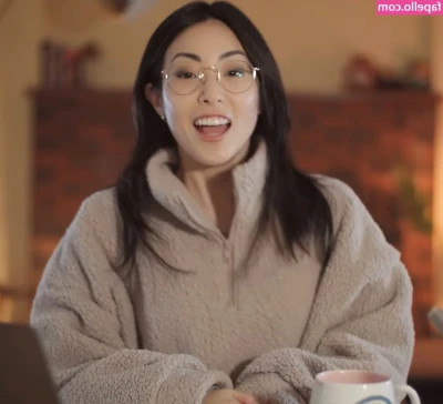 Dami Lee [ dami-lee ] - New pedi and...