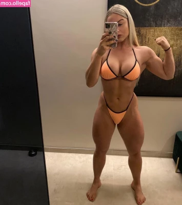 nataliaejsmont [ nataliaejsmont-1 ] - Naked morning run around the hotel hallway (+ a pic) 🤪