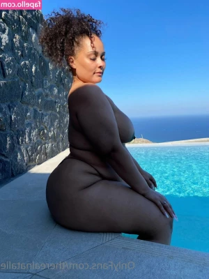 therealnatalie - Drop your favorite pick up line in the comments