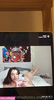 badbitchemss [ badbitchemss-1 ] - who wants a taste? 😋