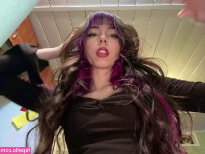 VioletDivine - My pussy is wet and creamy and ready for you. 😉 Hopping on