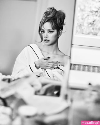Lisa Blackpink [ lisa-blackpink ] - An outtake from a larger video me and Taylor were making...
