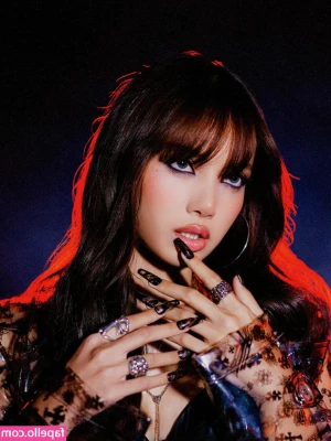 Lisa Blackpink [ lisa-blackpink ] - Having so much fun with the MESS I've made 😜😋😈