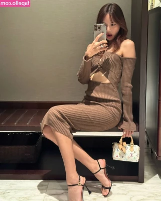 Lisa Blackpink [ lisa-blackpink ] - Send Messages For Custom Videosss     10- 20 Depending On Length