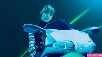 Lisa Blackpink [ lisa-blackpink ] - Might shoot a video with the silhouette filter from tiktok  thoughts