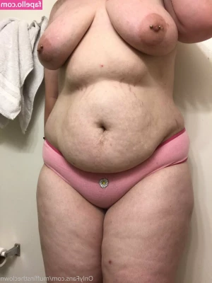 muffinstheclown - Let s lick   some pretty piggies
