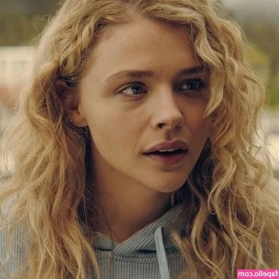 Chloe Grace Moretz [ chloe-grace-moretz ] - Játszom az aztakurva után  Tetszik