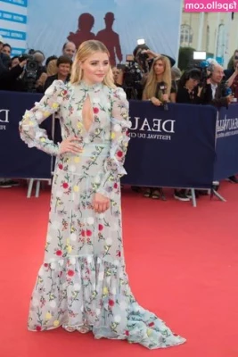 Chloe Grace Moretz [ chloe-grace-moretz ] - Mmmm tasty with  sirtoppumhat
