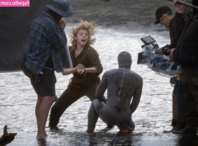 Chloe Grace Moretz [ chloe-grace-moretz ] - Mmmm