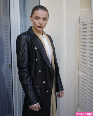 Chloe Grace Moretz [ chloe-grace-moretz ] - Quieres más