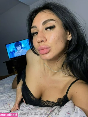jessicagreyy - Lots of fun shooting with @deminovak_ @shamexlessx @dolceonyx