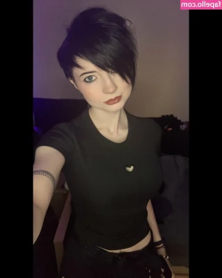 LonesomeMuse - Pictures from last night 🤎