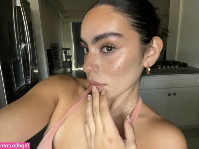 laurynssophia - For the thigh and ass connoisseurs 👀