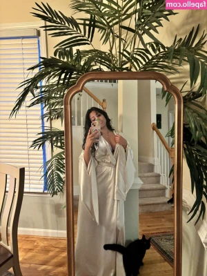 AnonPrincessa - Come spank me. I’ve been a naughty girl.😈