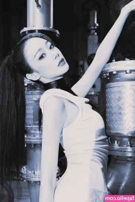 Giselle (æspa [ giselle-aespa ] - ⛓ Let mommy sit on your face before you crop me hard ⛓