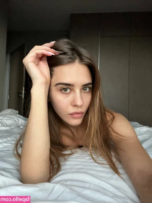 Angela Nikolau [ angela-nikolau ] - so where am I?