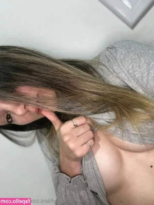ButtonWhite - Worship from your knees. Tip this post if you love me.