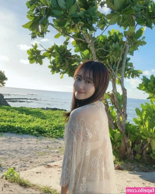 Tanaka Miku [ tanaka-miku ] - The reality of taking nudes  Anyone fancy volunteering to help
