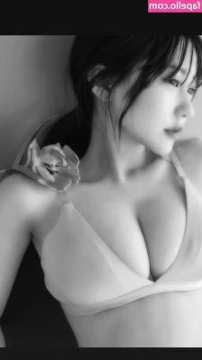 Tanaka Miku [ tanaka-miku ] - Have been changing how things work on my page as it grows  please