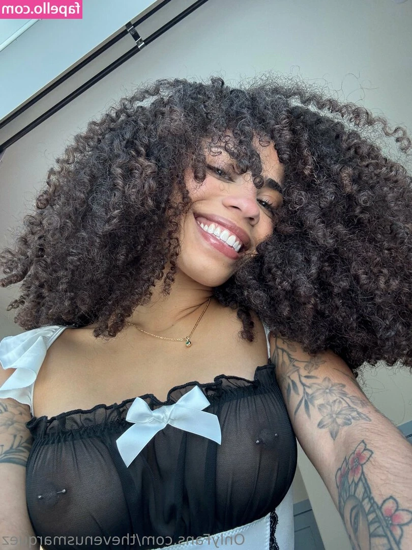 thevenusmarquez - A snack for you