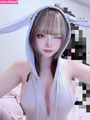 Purinn Cosplay [ purinn-cosplay ] - Can I please you with a Bj?