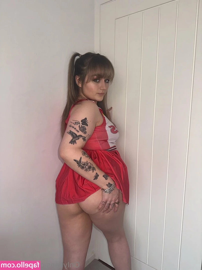 shh_xx [ shh-xx ] - Serving ass
