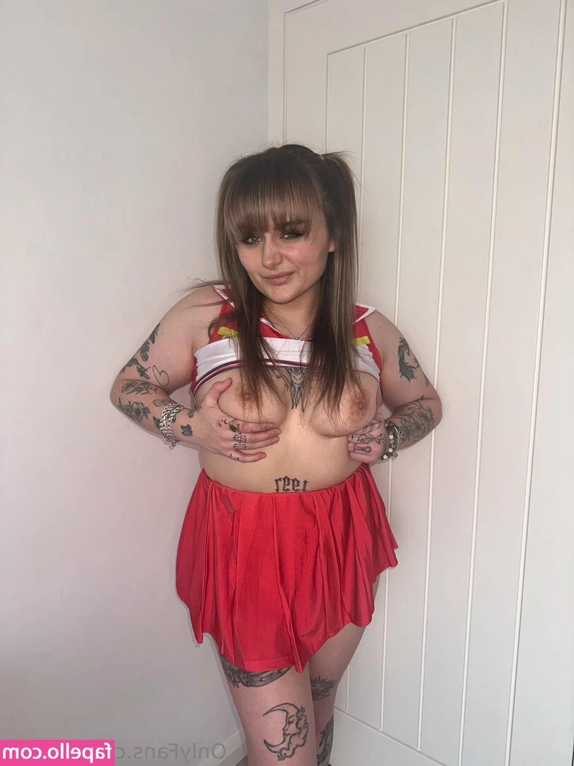 shh_xx [ shh-xx ] - onlyfans  sexy  twerking