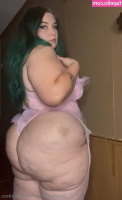 fatassgoddess - Happy Sunday bb💞🧡💖🌞🍺