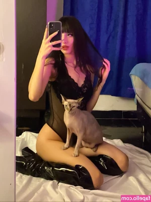 Crys Michelle [ crys-michelle ] - Fan of white lingerie ❤️