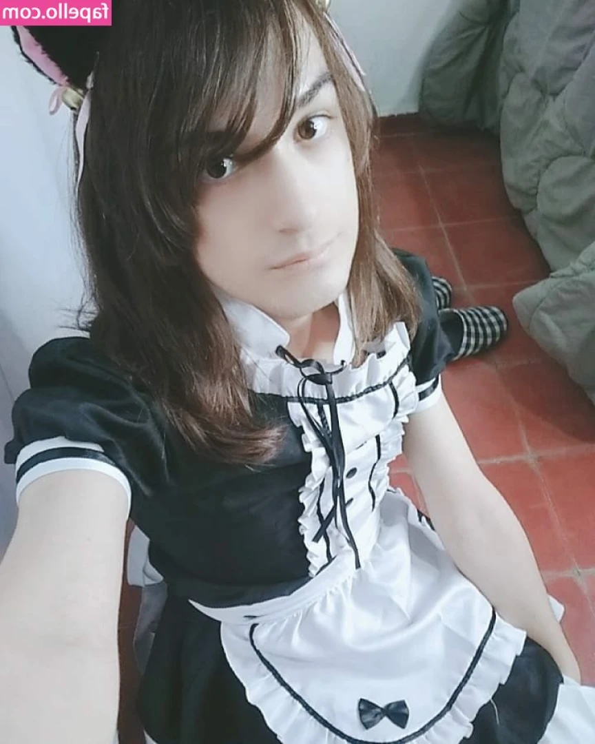 Fer Neko [ fer-neko ] - I’m your little hopper 🐰
