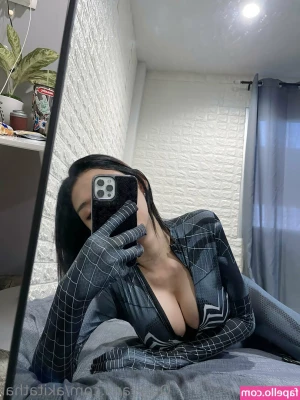 akitathai - 🚨 Rebill Reward! I’m offering 50% off custom content &