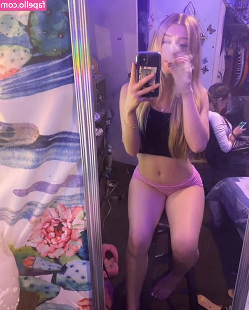 Avreywrld - Here’s the exact outfit I wore to the gym! I still dress like I’m