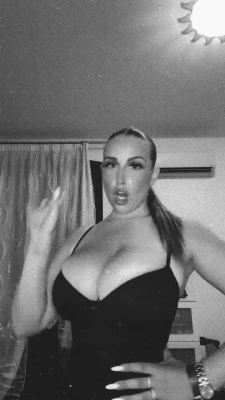 Zuleika Balzano [ zuleika-balzano ] - Press 30$ for 15 full length videos that total to over 2 hours+ of